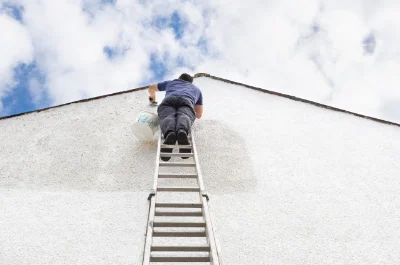Peinture extérieure à Chargé — façades et ravalement